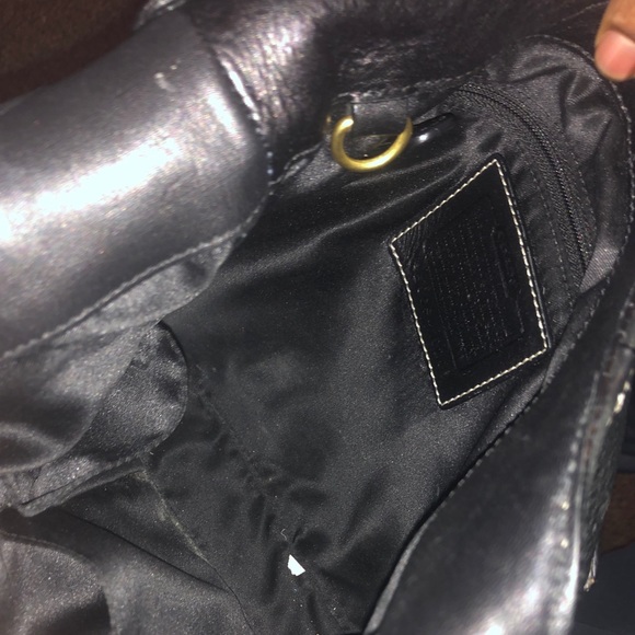 Coach - Picture 2 of 4